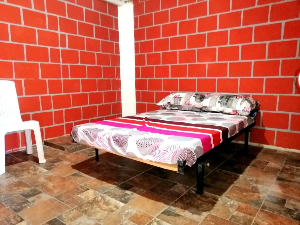 Hostal Familiar La Palma Villa Calima Buitenkant foto